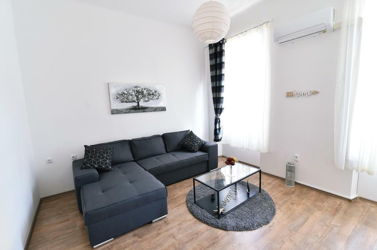 Donatella Apartment